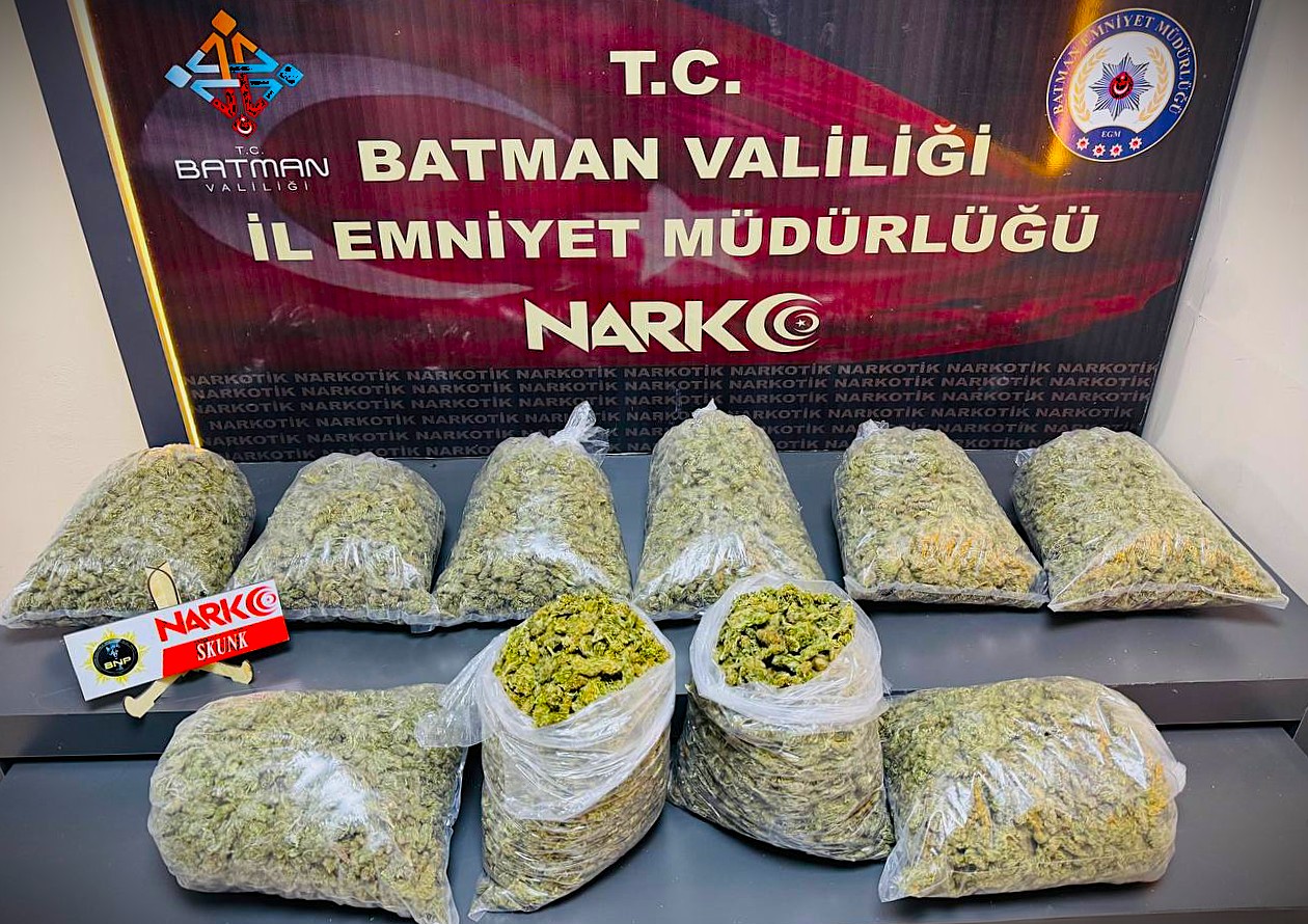 Dur İhtarına Uymadı, 10 Kilo Skunk’la Yakalandı!