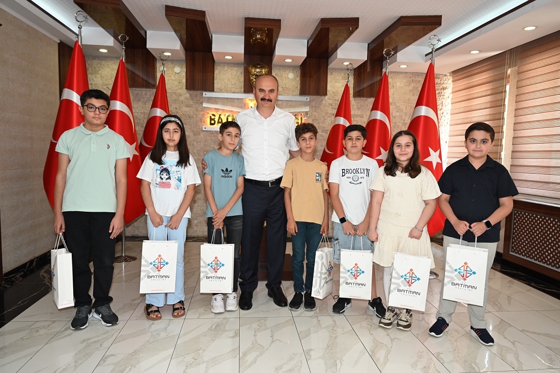 Batman’da 7 Öğrenci 500 Tam Puanla Türkiye Birincisi Oldu