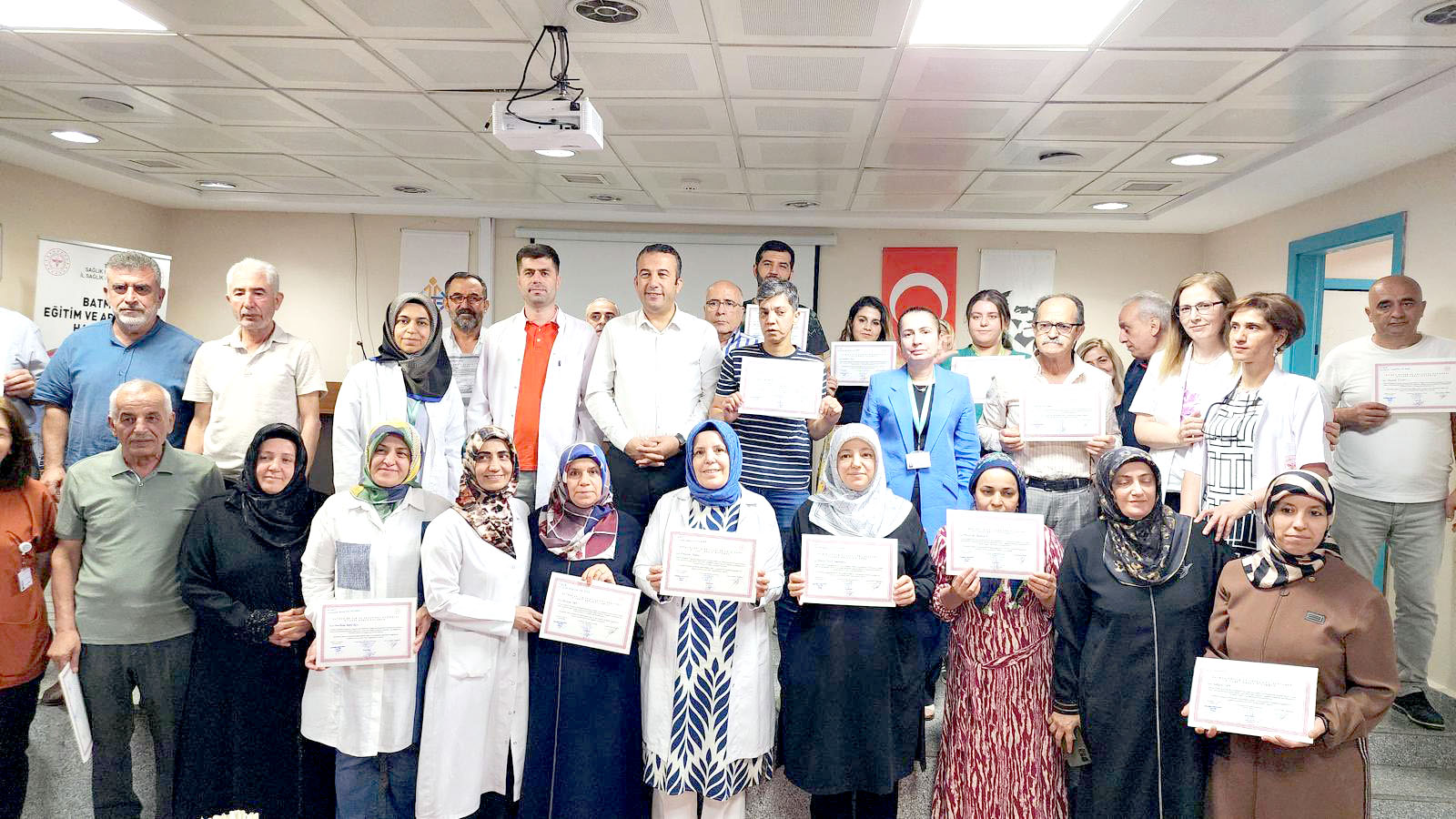 Batman’da Diyabet Okulu Mezunlarını Verdi