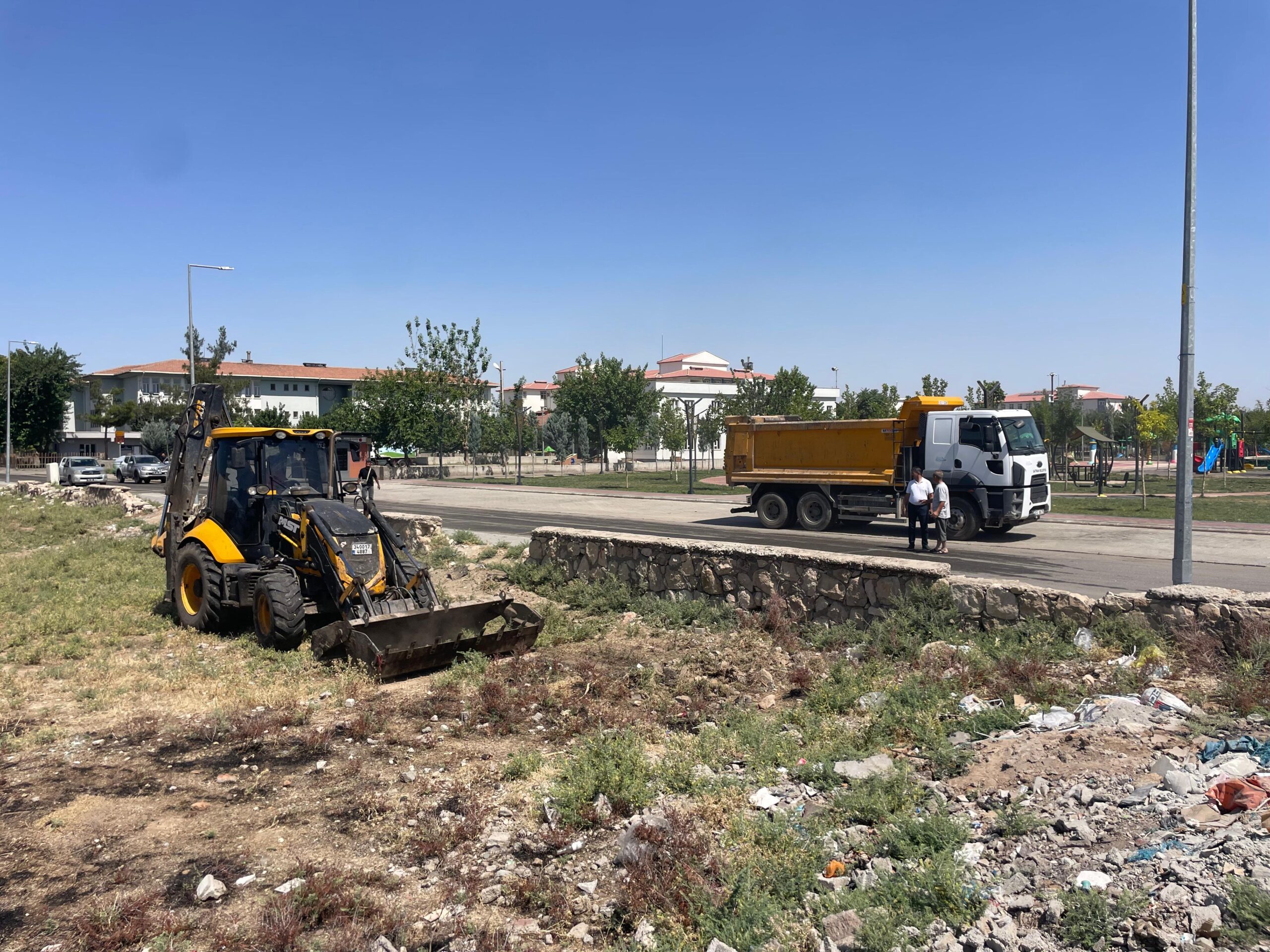 “Mahallemiz Tertemiz” Kampanyası 19 Mayıs Mahallesi’nde Sürdü
