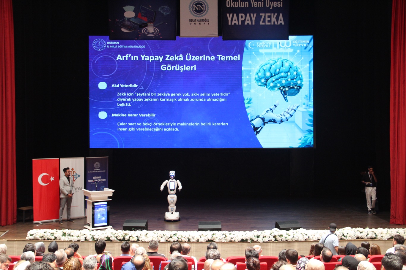 Eğitimde Yapay Zekâ Destekli Uygulamalar Tanıtıldı