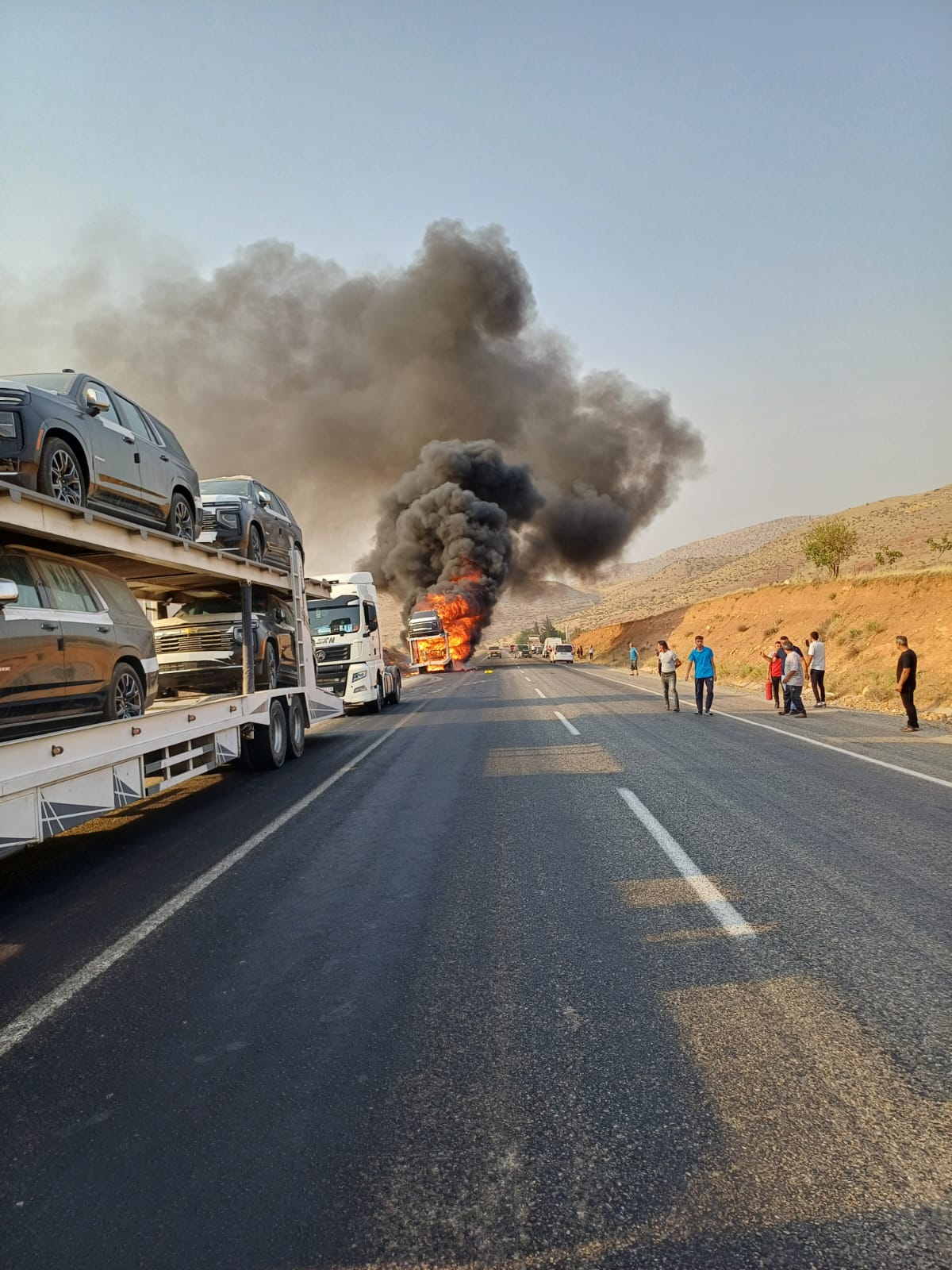 LÜKS ARAÇLAR KÜLE DÖNDÜ!