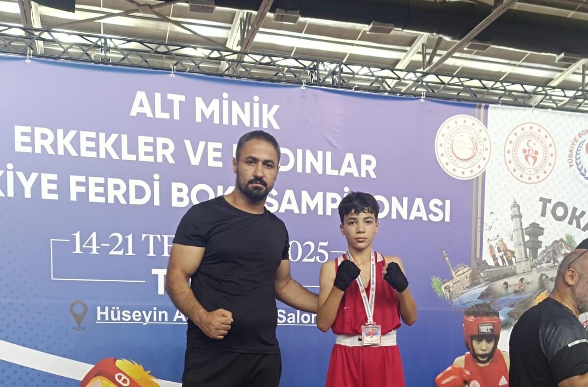 Batmanlı Minik Boksörlerden Türkiye Dereceleri