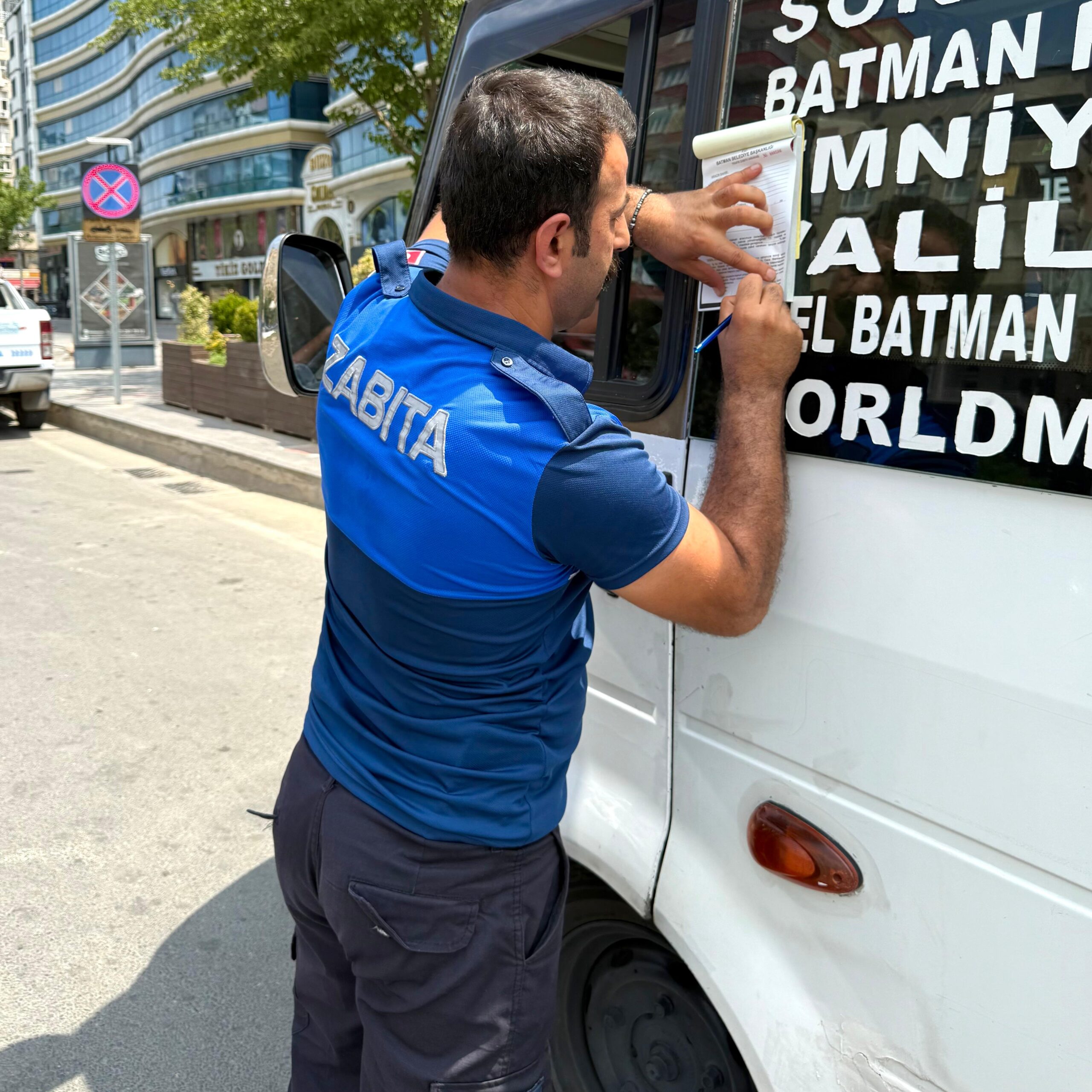 Batman’da 58 minibüs denetlendi, 53’üne ceza