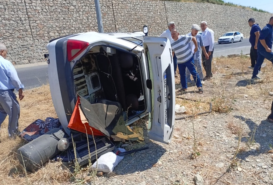 Piknik Yolunda Facia: Araç Takla Attı, 5 Yaralı