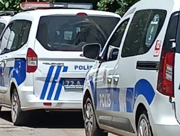 Batman’da Korkunç Aile İçi Şiddet: Eşini ve İki Kızını Bıçakladı