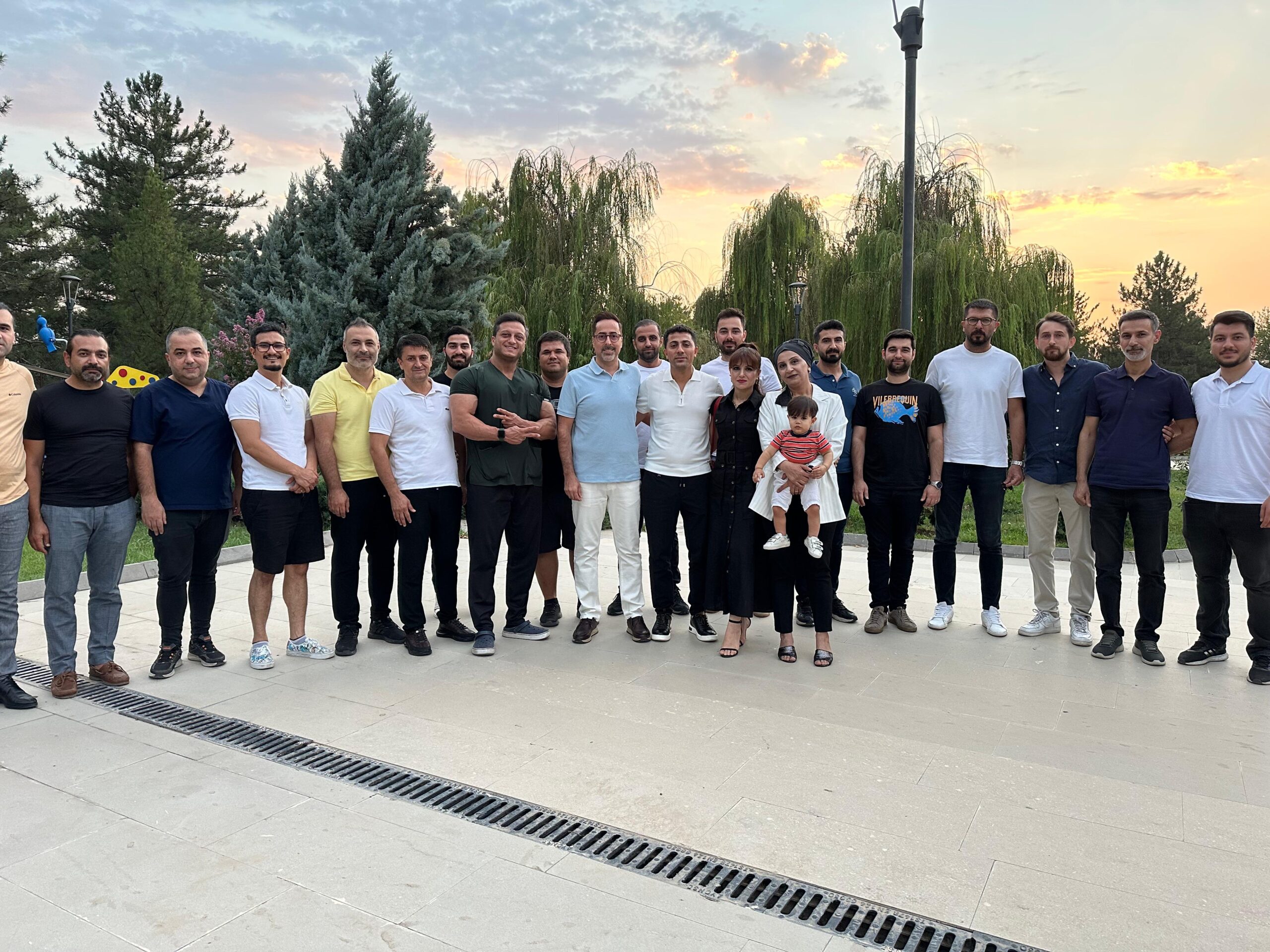 Ortopedi Uzmanı Dr. Sakçı Yeni Görevine Uğurlandı