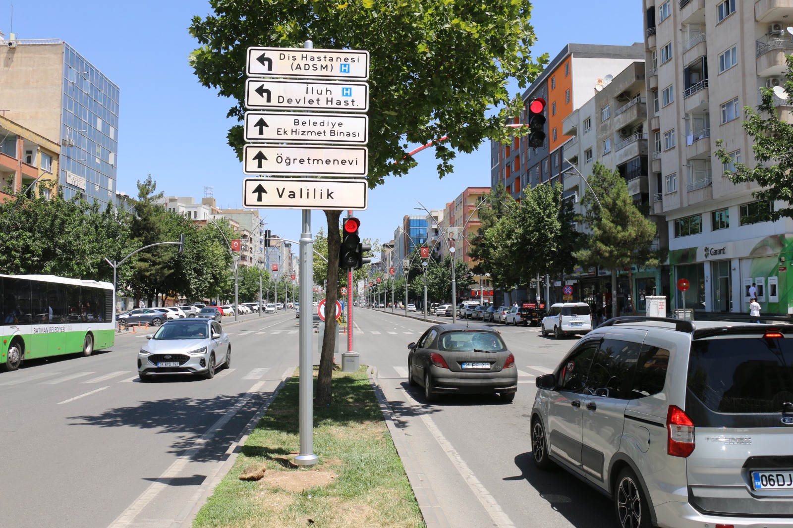 Batman’a 750 Yeni Yön Levhası