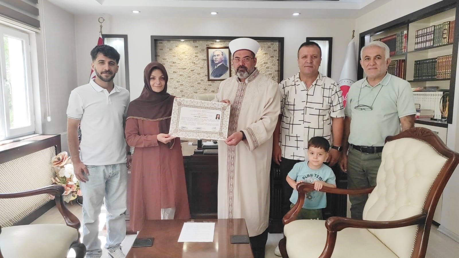 Batman’da İhtida Merasimi: Alzbeta Balazsova Müslüman Oldu