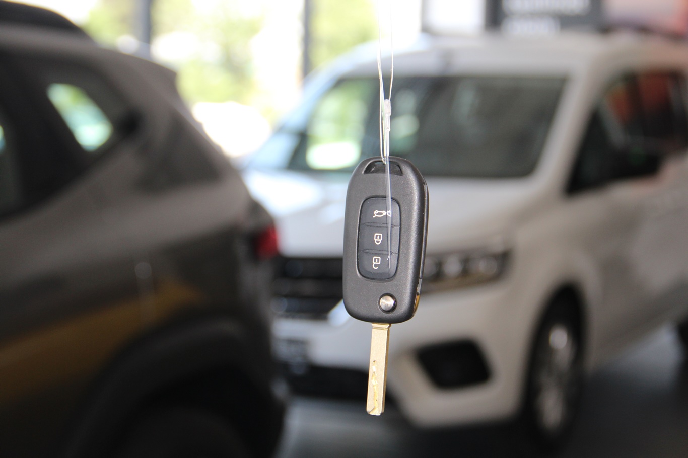 “Batman’da Araç Satışları Durma Noktasında”