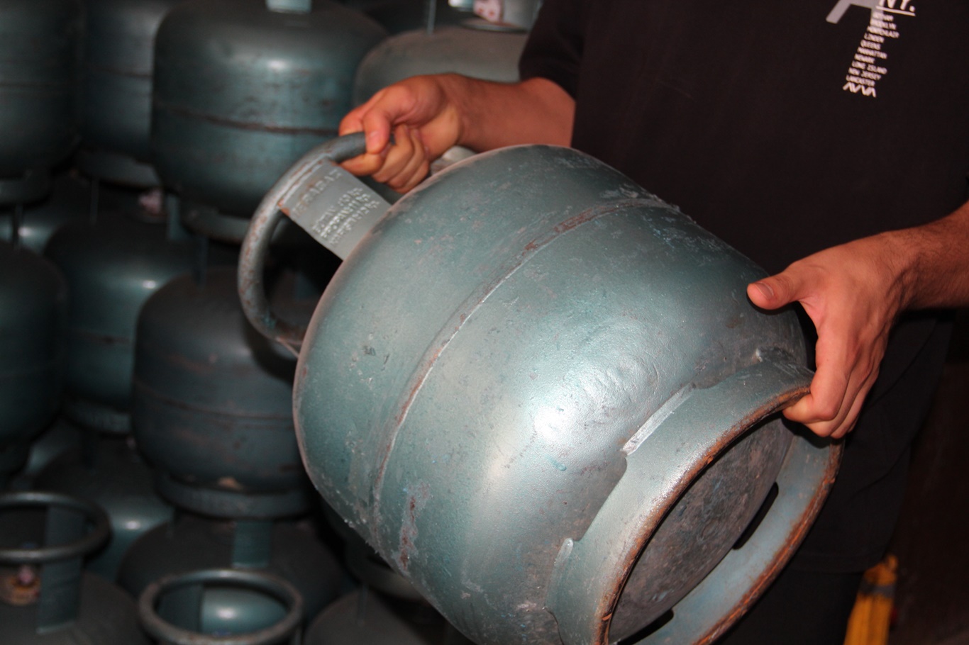 Tüp Fiyatları El Yakıyor: Vatandaş da Esnaf da Zorlanıyor