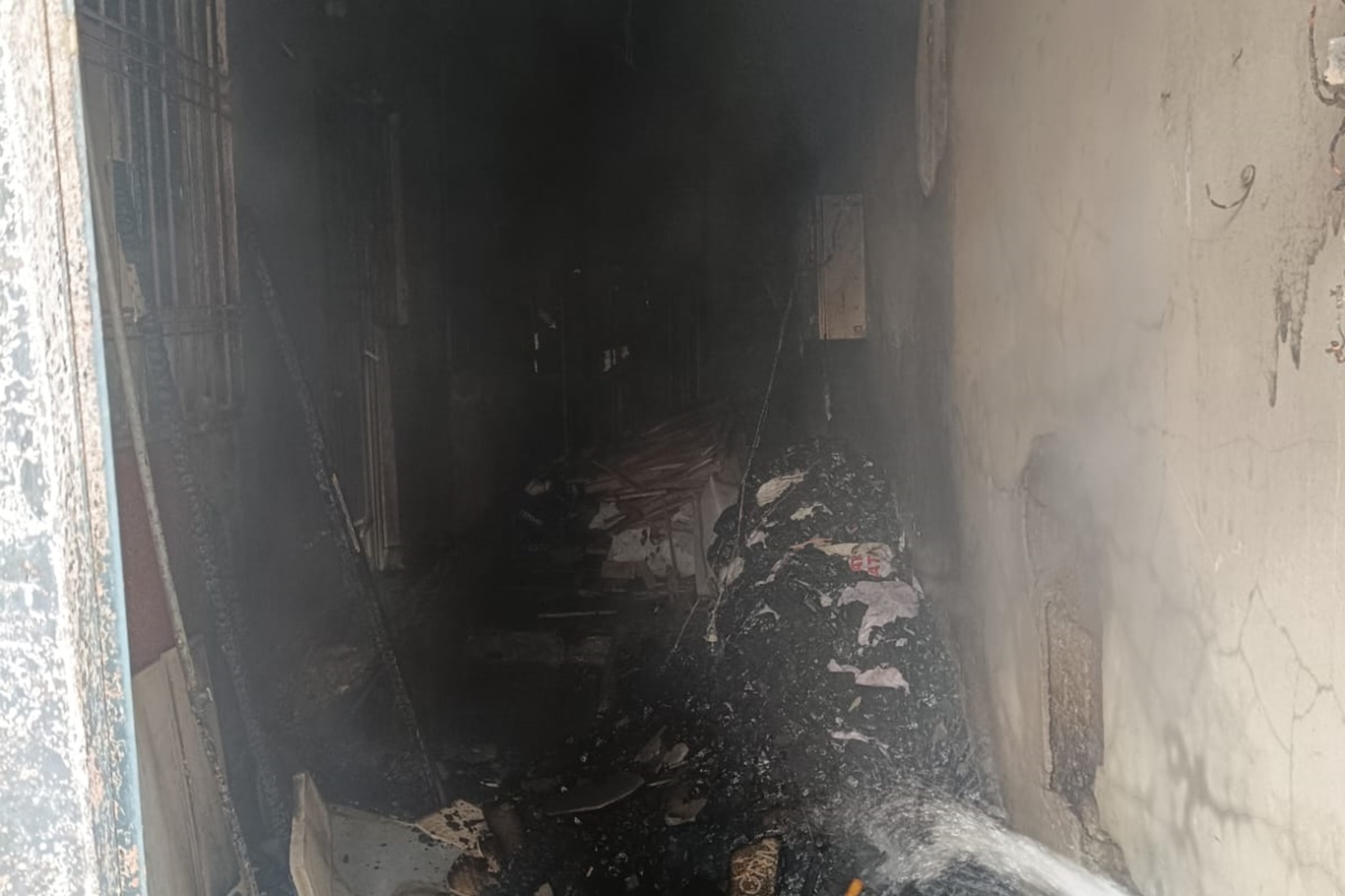 5 Katlı Binada Yangın Paniği