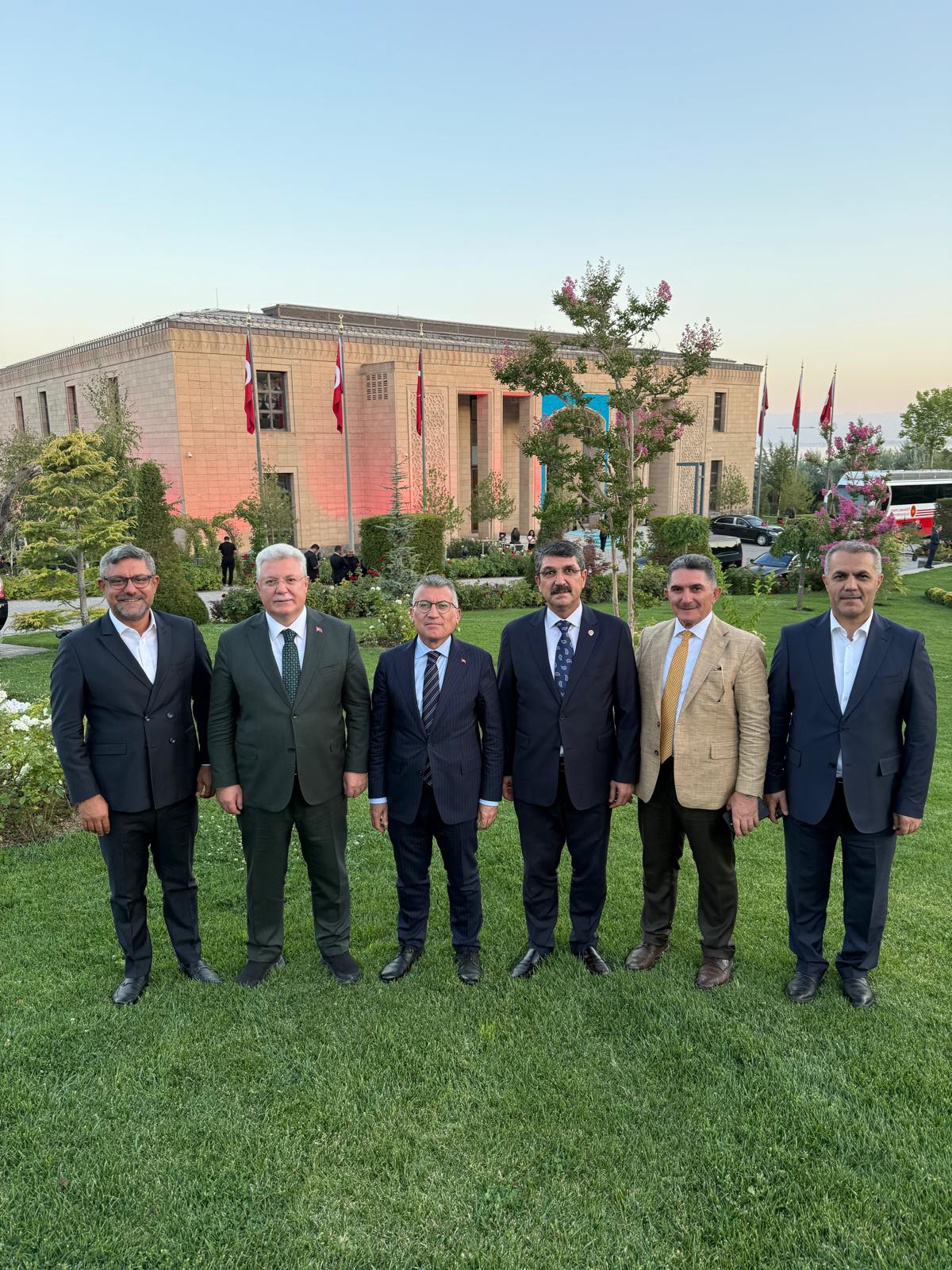 AK Parti Batman Teşkilatı’ndan Malazgirt Programına Katılım