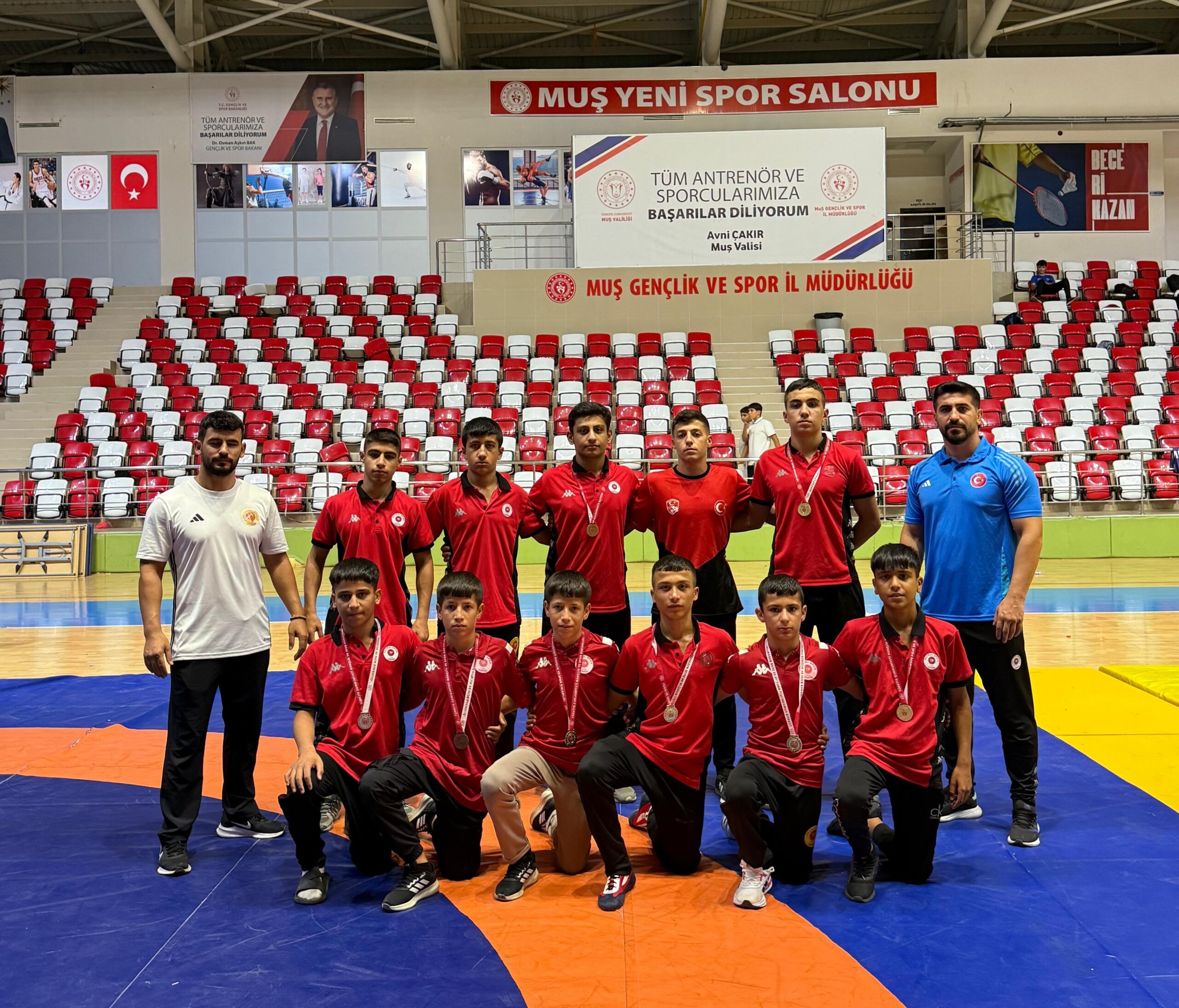 Batmanlı Güreşçiler ANALİG’te Bölge Şampiyonu Oldu