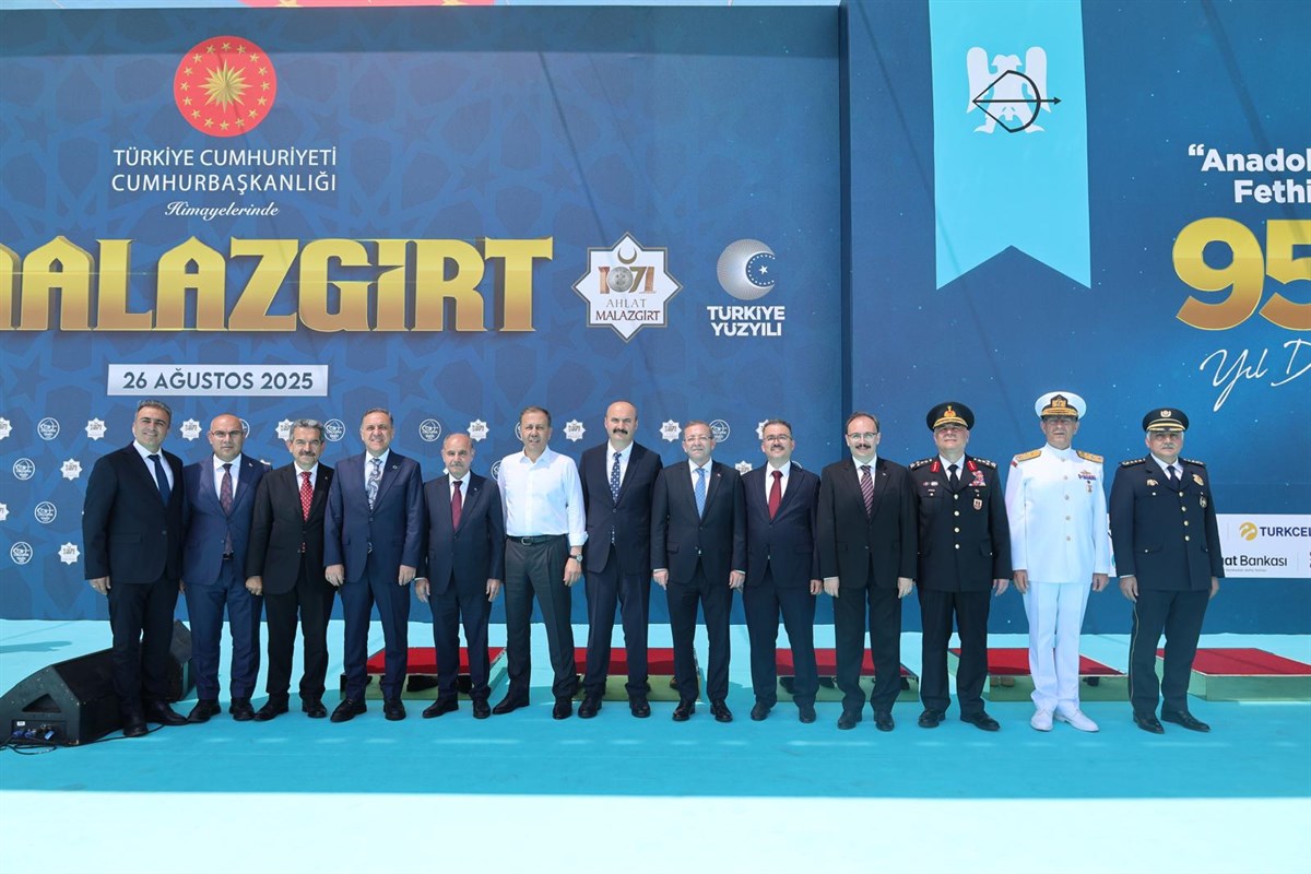 Vali Canalp Malazgirt Zaferi Programına Katıldı