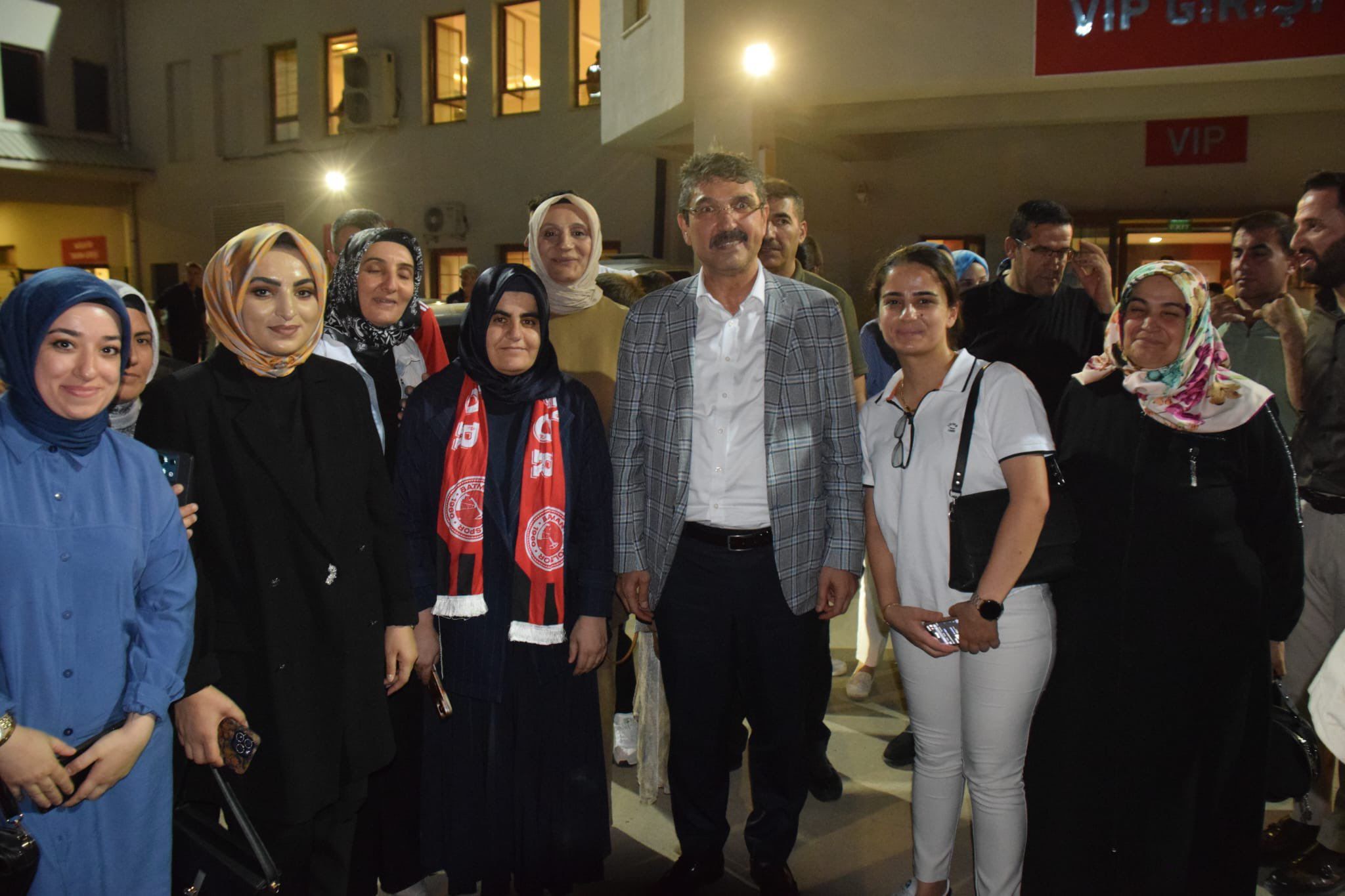 AK Parti’den Petrolspor’a 1,6 Milyon TL Destek