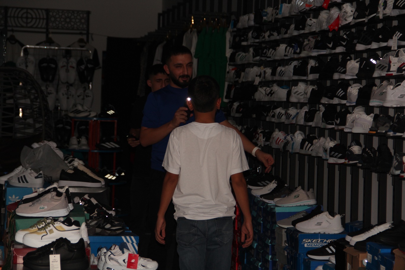 Batman Esnafı Elektrik Kesintilerinden Şikâyetçi