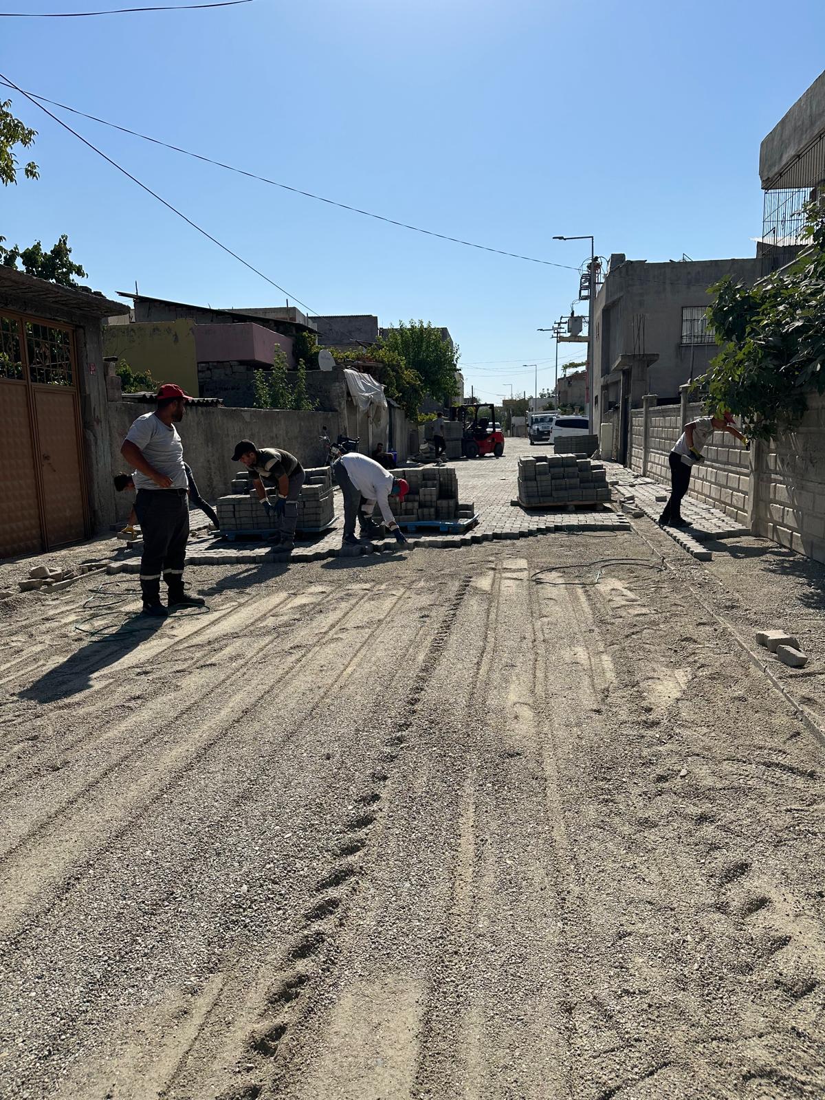 150 bin metrekare kilitli parke taşı döşendi