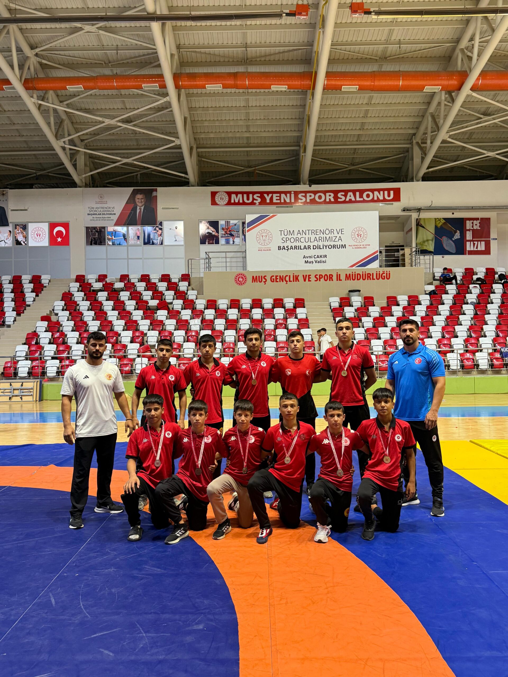 Batmanlı Pehlivanlardan Bölge Şampiyonluğu