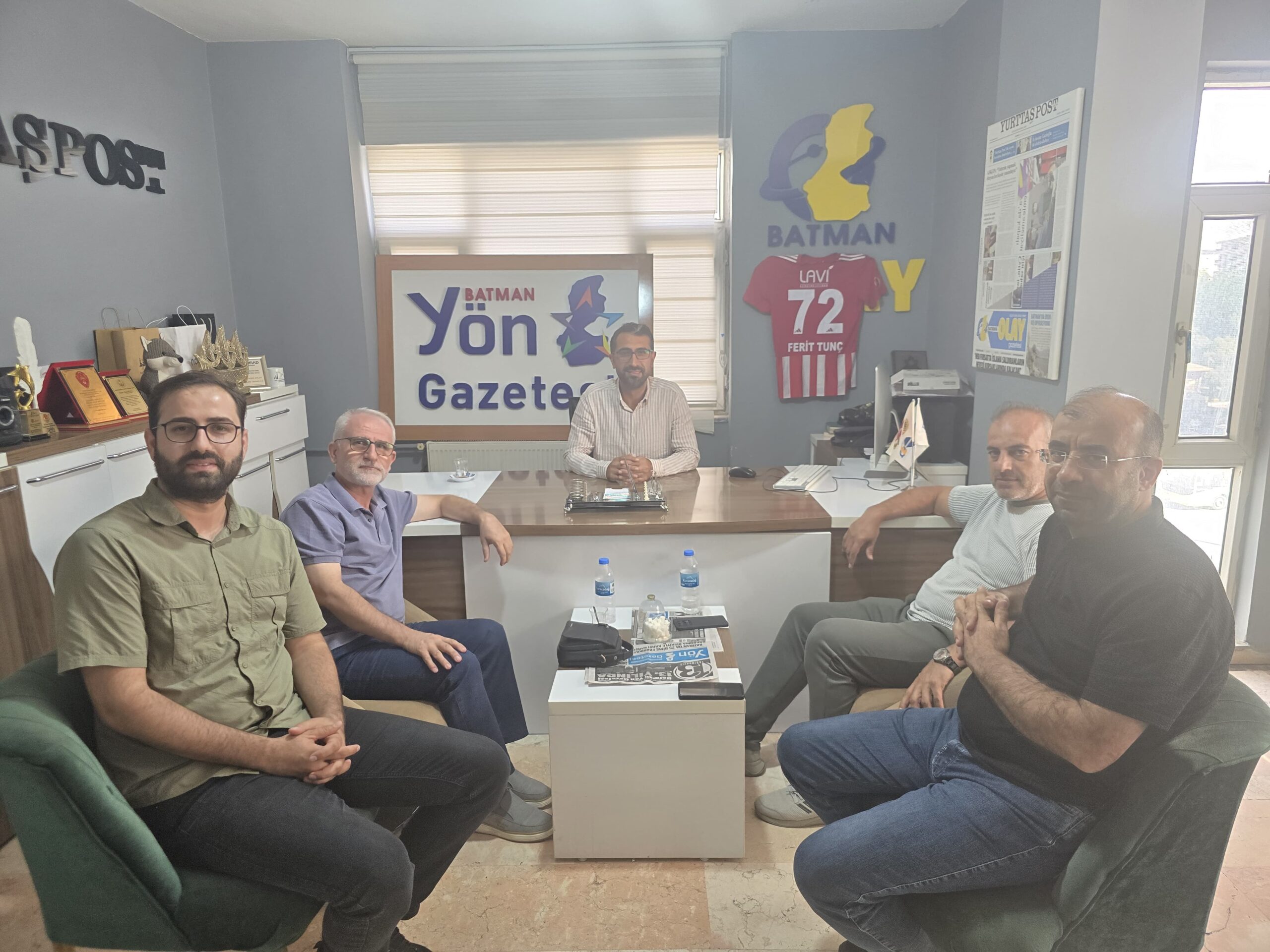 Özgür-Der’den Gazetemize Ziyaret