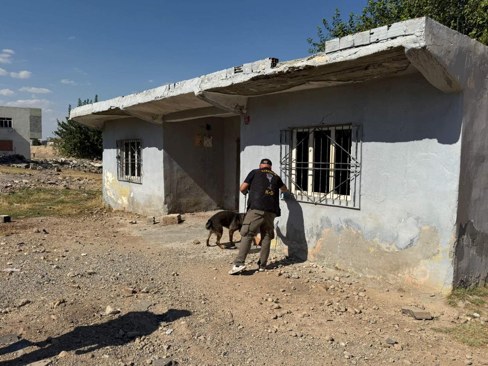 Batman’da Okul Çevrelerinde Narko Denetim