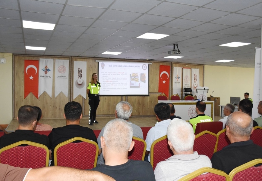 Öğrenci Servis Şoförlerine Eğitim Semineri