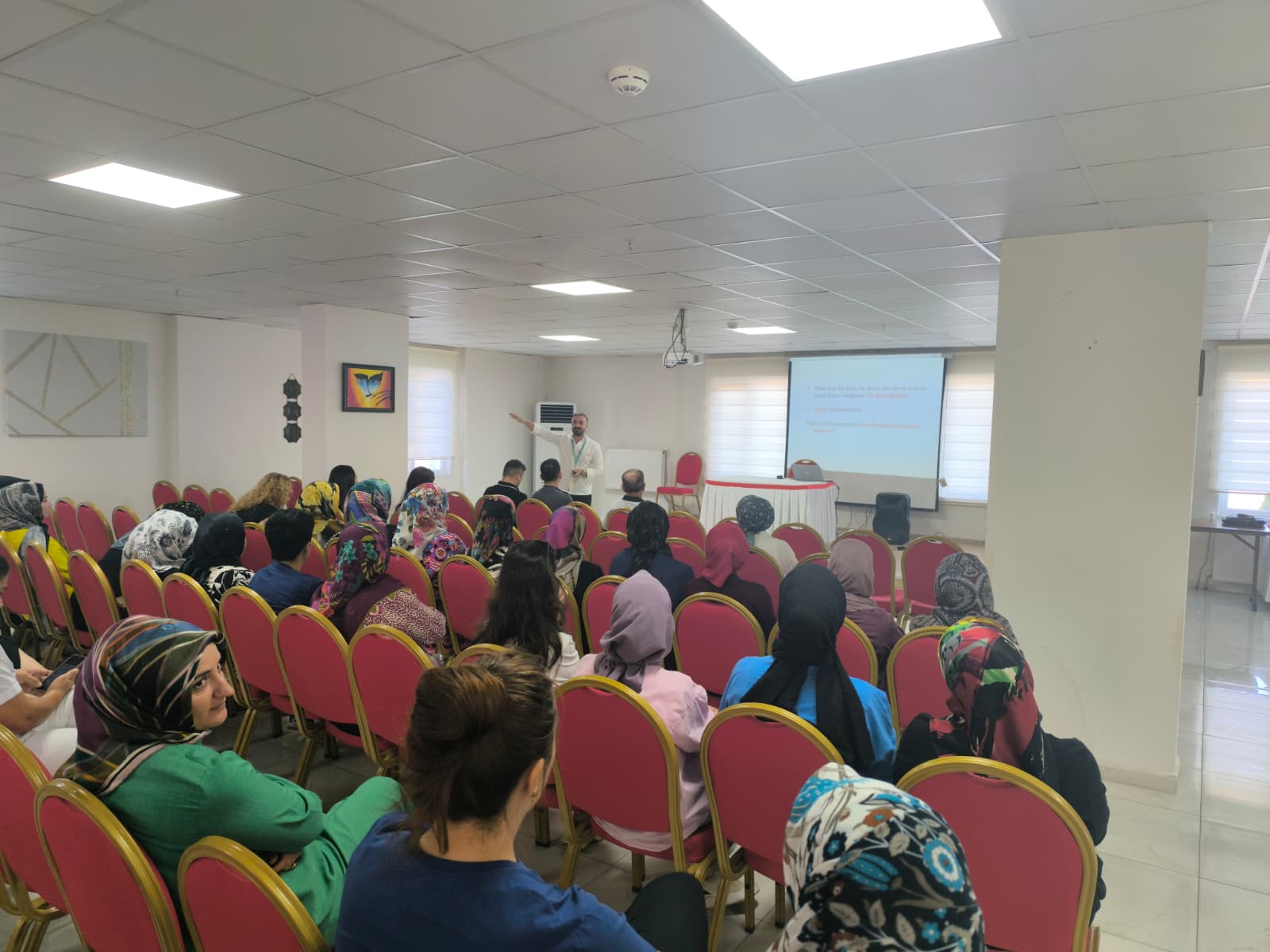 Batman’da Gençlik Ruh Sağlığı Seminerleri Başladı