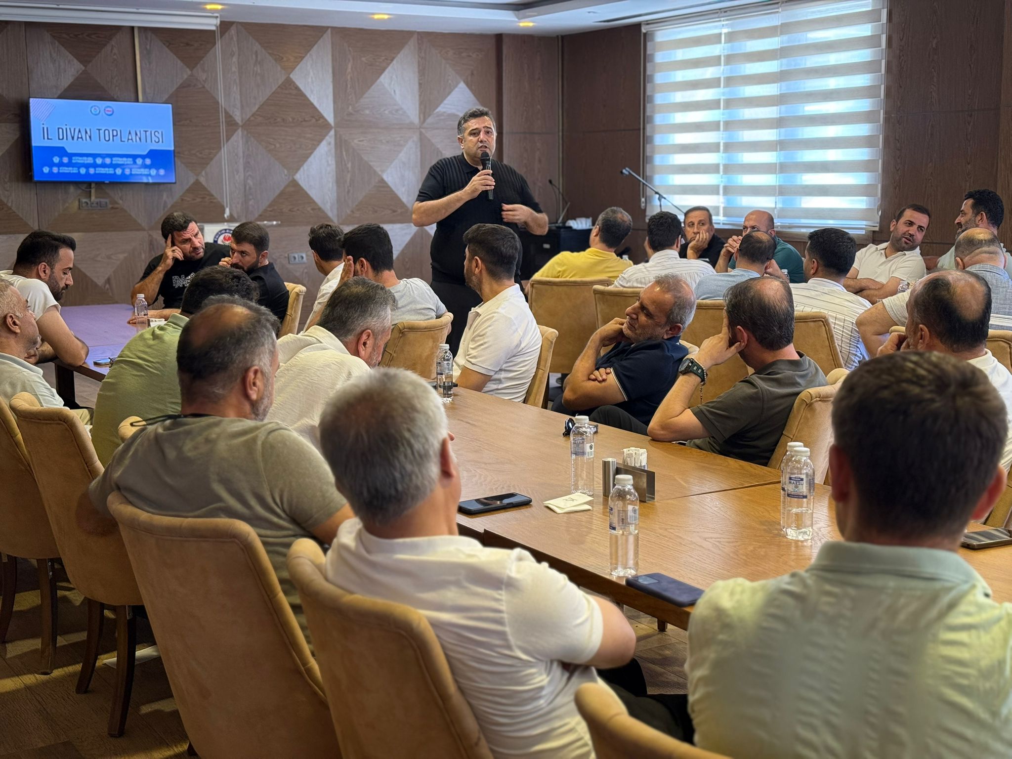 Eğitim Sorunları Masaya Yatırıldı