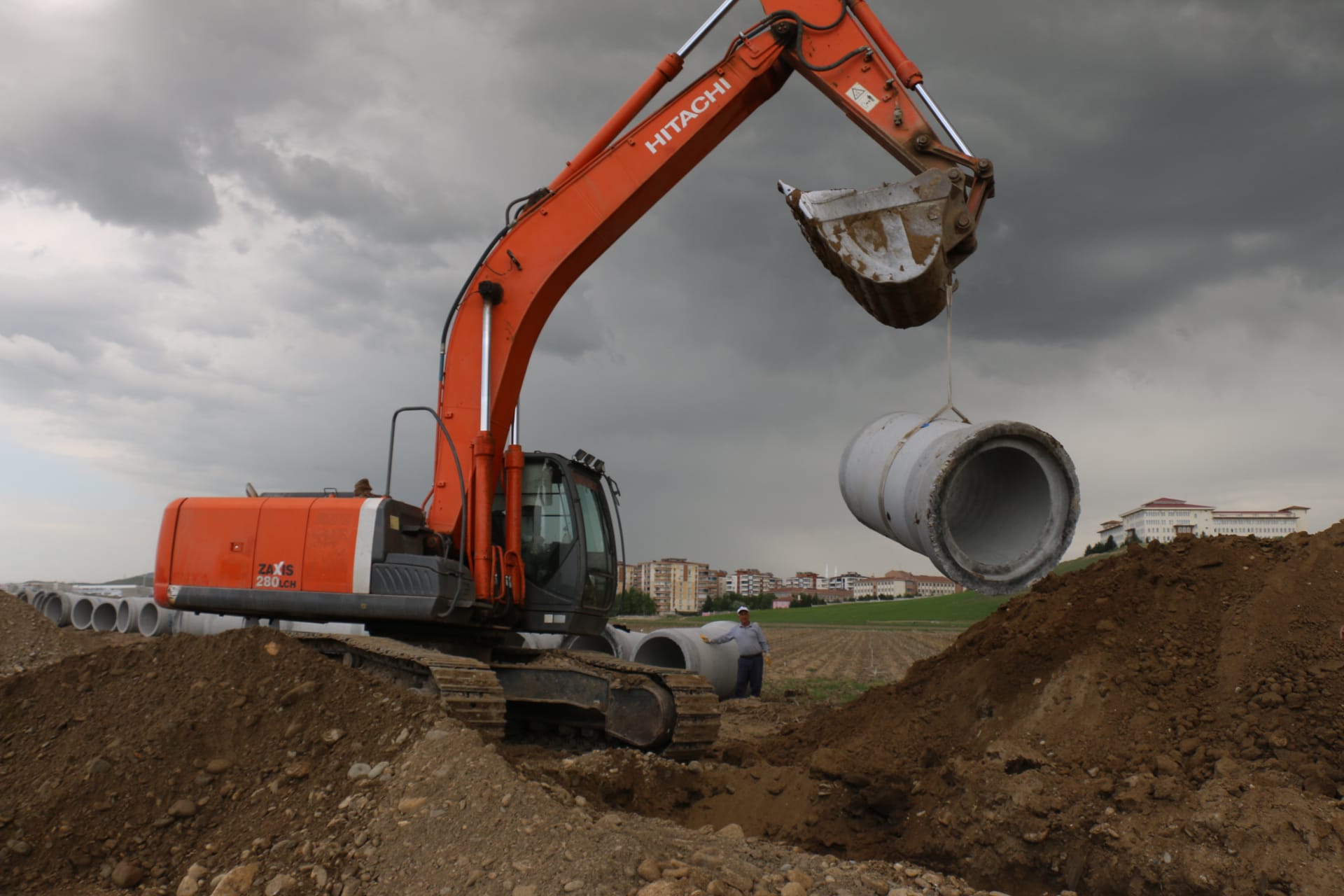 485 Bin Metrelik Altyapı Hattı Döşendi
