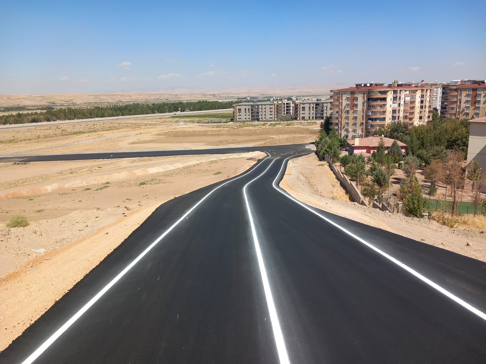 3 Yılda 282 Kilometre Yol Asfaltlandı