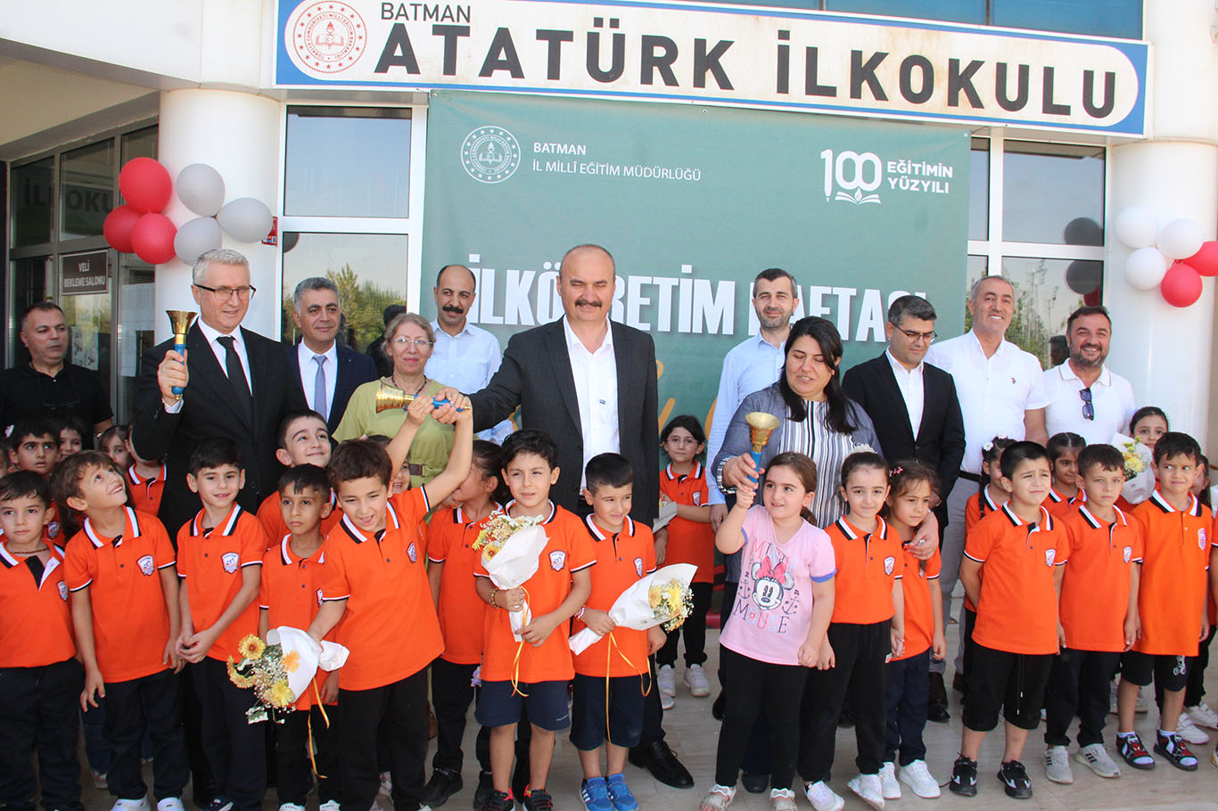 Eğitim öğretim yılı ilköğretim haftası kutlandı