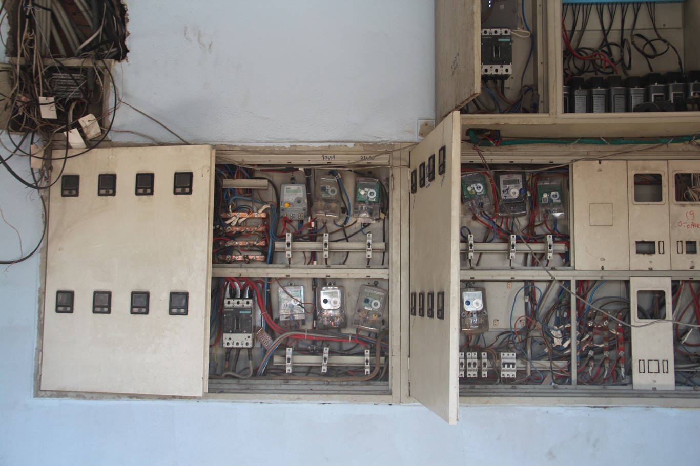 Esnaf Dicle Elektrik’ten şikâyetçi: Sayaçlar güvensiz noktalarda ve faturalar 5-6 kat arttı