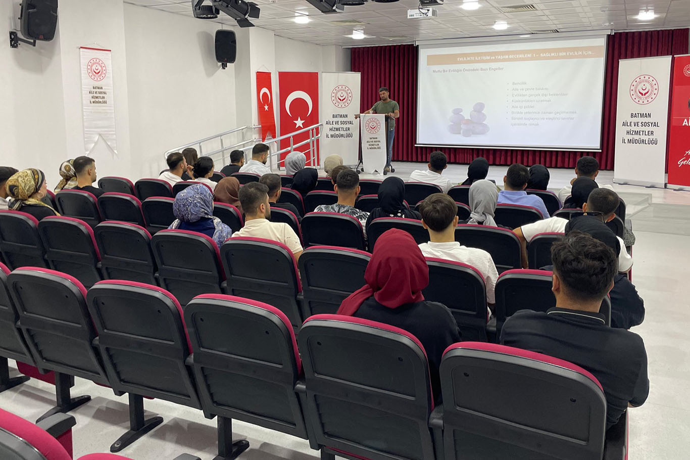 Gençlere Evlilik Öncesi Eğitim Desteği