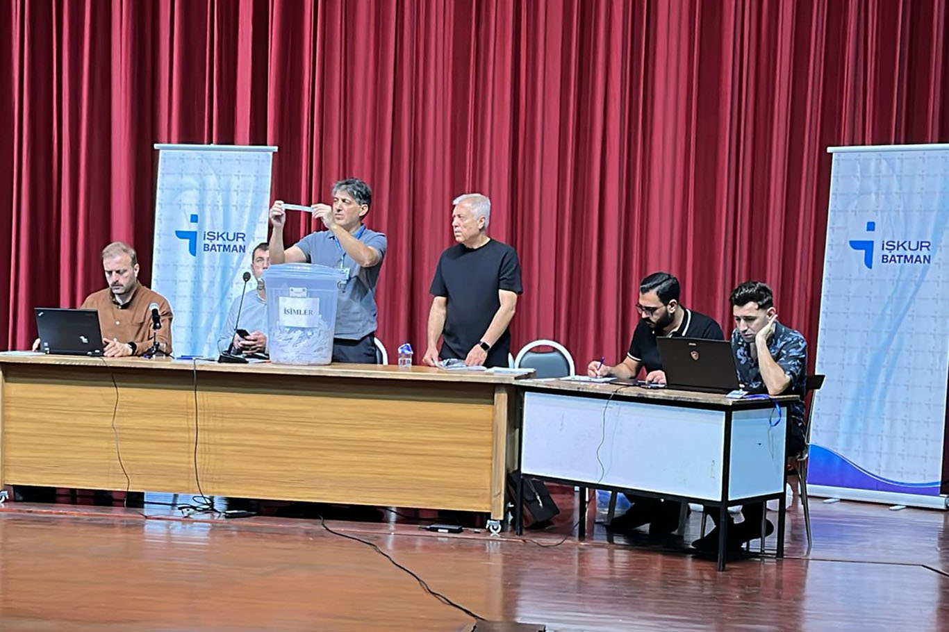 Batman’da Kamu İşçi Alımları İçin Kura Çekimi Yapıldı