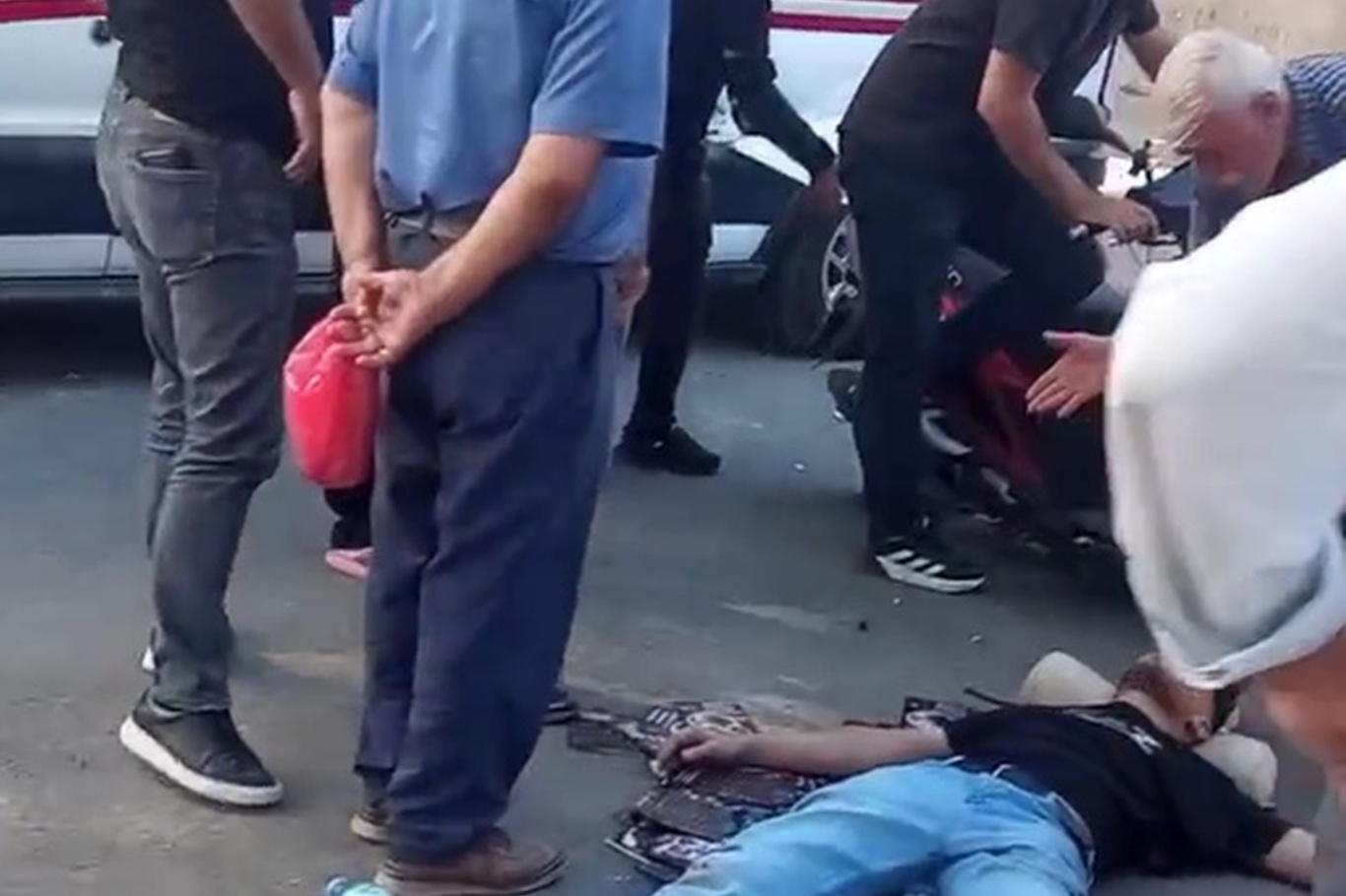 Ticari Araç ile Motosiklet Çarpıştı: 1 Yaralı