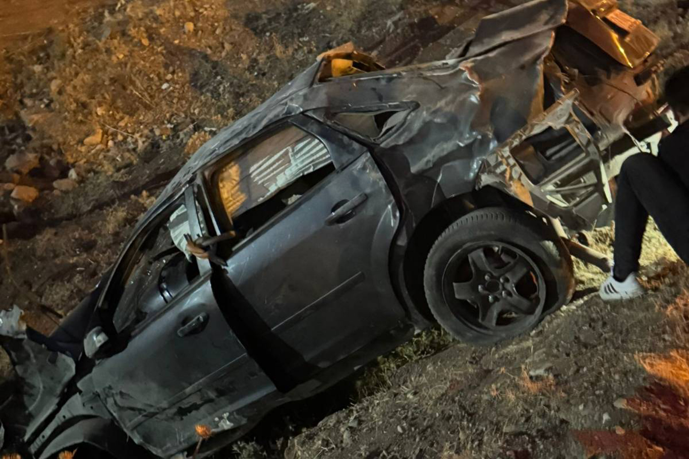 Pikap Şarampole Yuvarlandı: 1 Yaralı