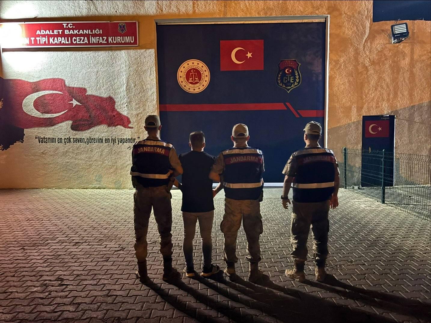 Batman’da Silahla Tehdit Suçundan Aranan Şahıs Yakalandı