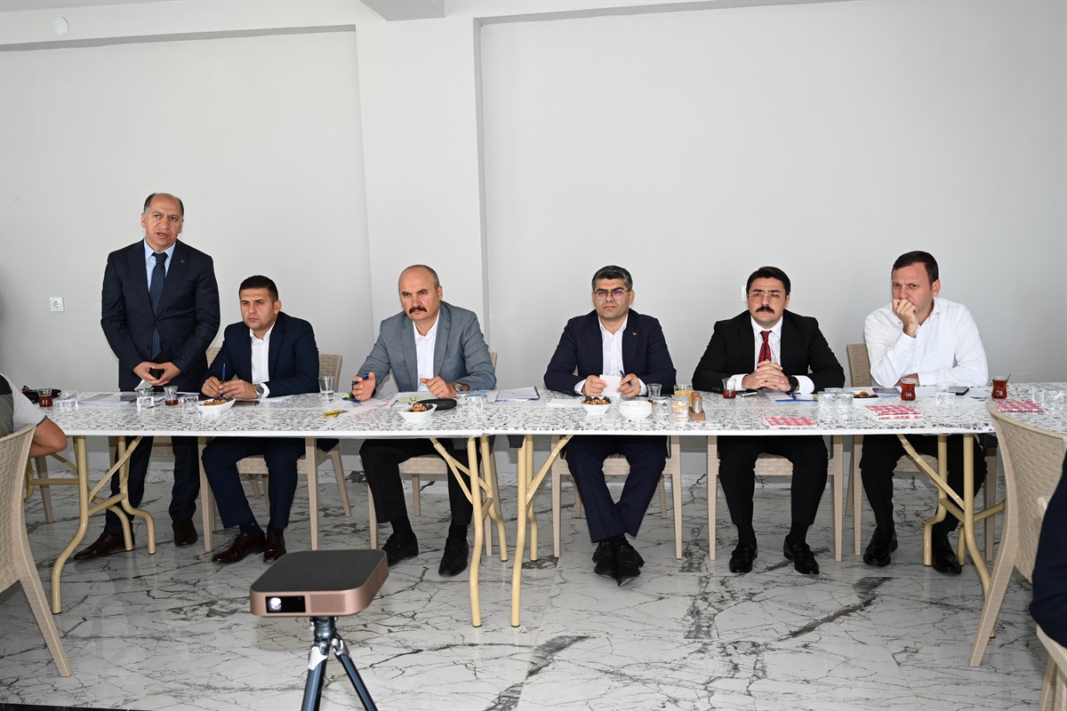 Batman Yeşil Kuşak Projesinde 78 Bin Fidan Toprakla Buluştu