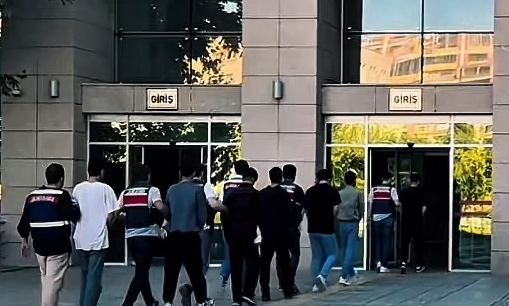 Yasa dışı bahis operasyonunda 4 kişi tutuklandı