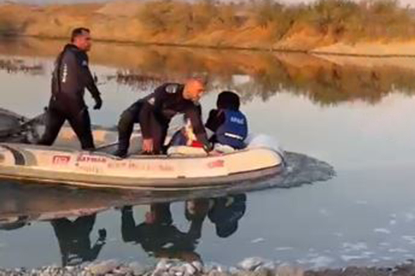 Yükselen Suların Ortasında Mahsur Kaldılar