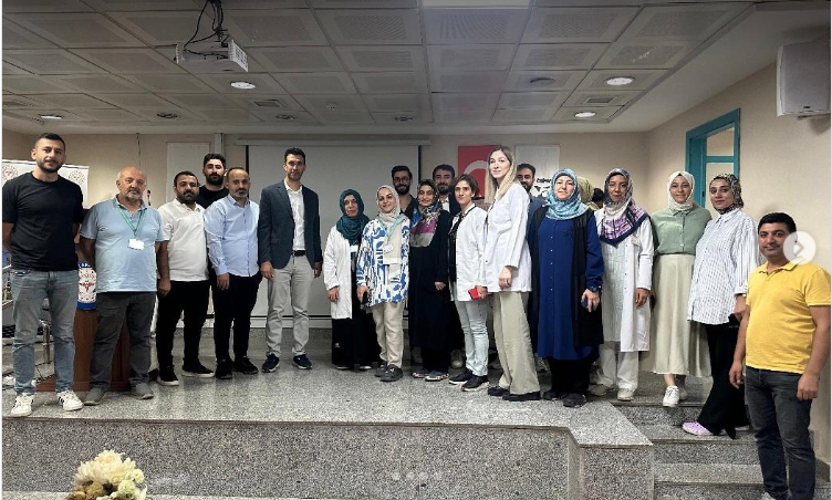 Sağlık Çalışanlarına Proje Yazma Eğitimi Düzenlendi