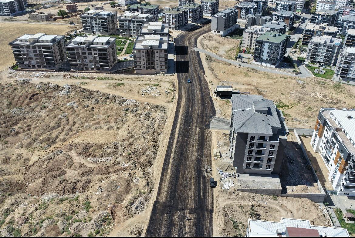Belediye Kent Genelinde Yol ve Altyapı Yatırımlarını Paylaştı