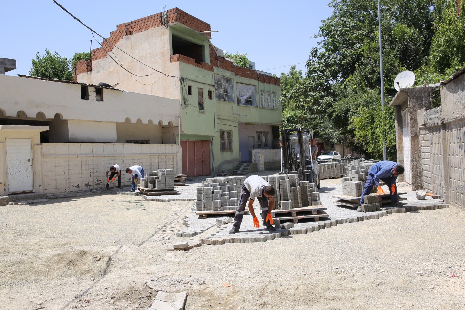 3 Yılda 874 Bin Metrekare Parke Taşı Döşendi