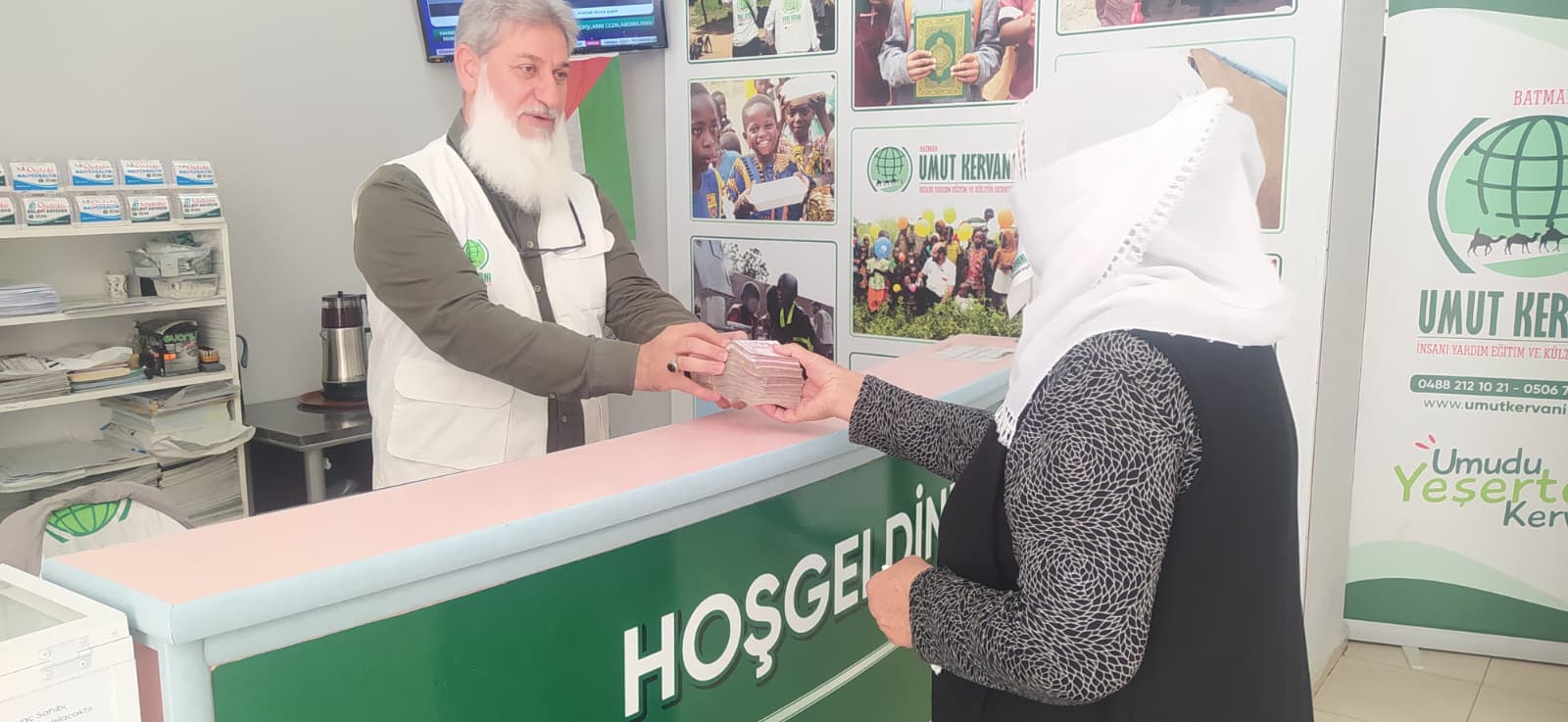 Batmanlı Teyzeden Gazze’ye 100 Bin Lira Bağış