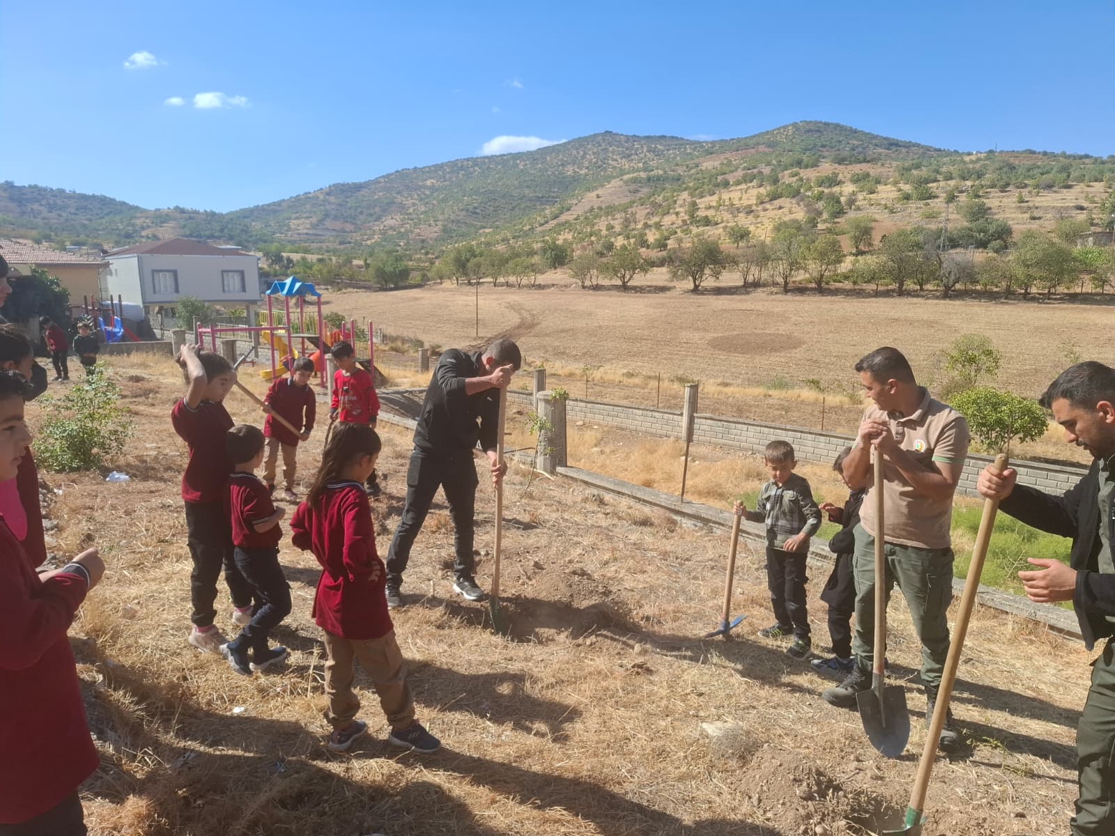 Yeşil Vatan Projesi Okullarda Hayata Geçiyor