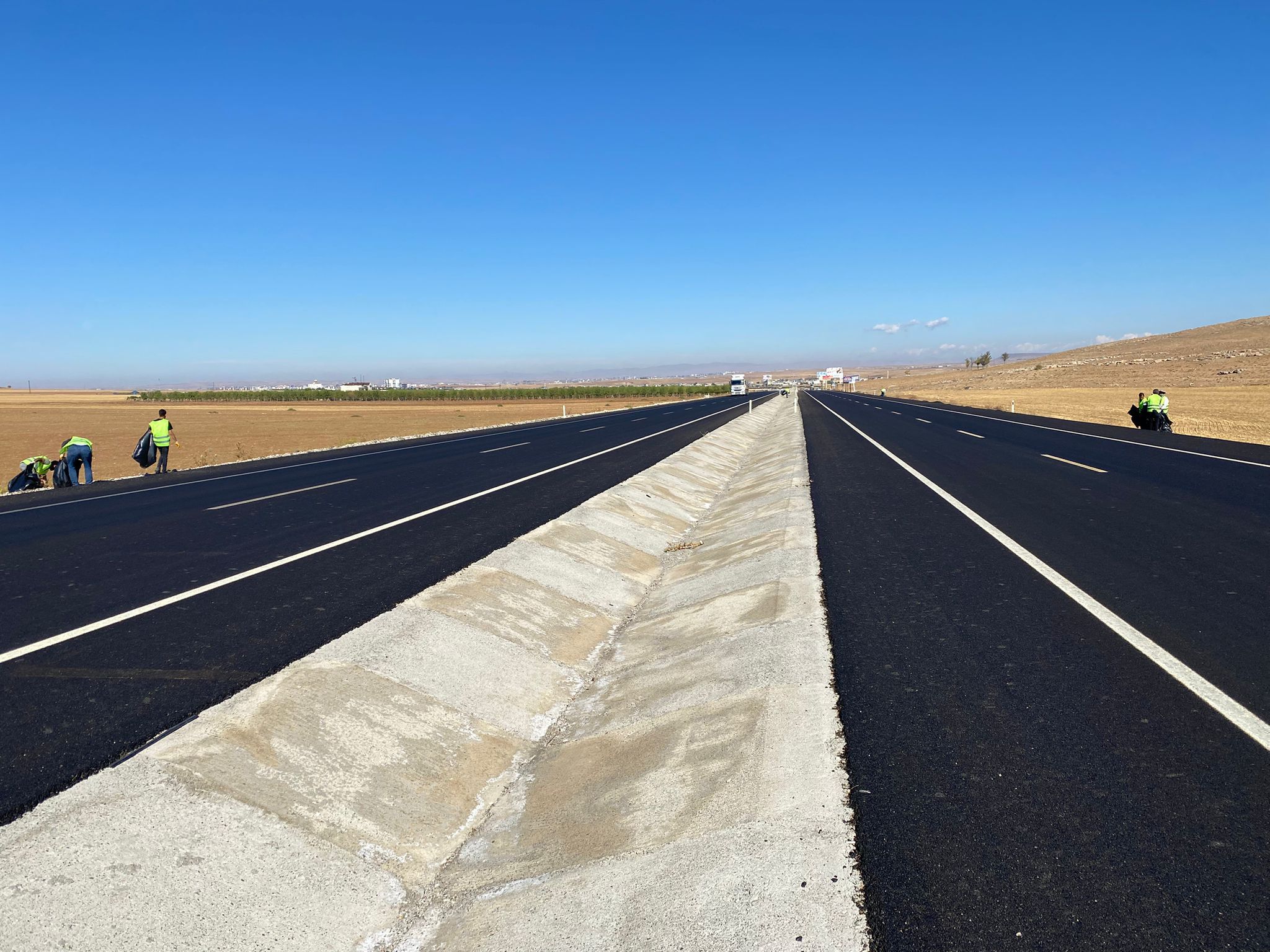 Hasankeyf Yolunda Kapsamlı Temizlik Çalışması