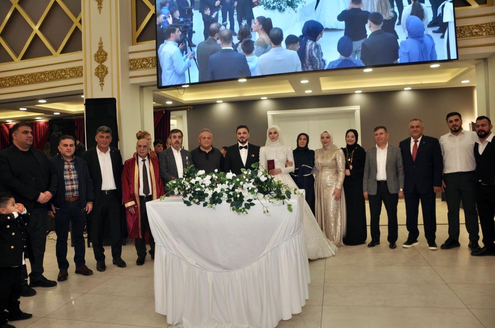 Direk ve Ertekin Ailelerinin Mutlu Günü