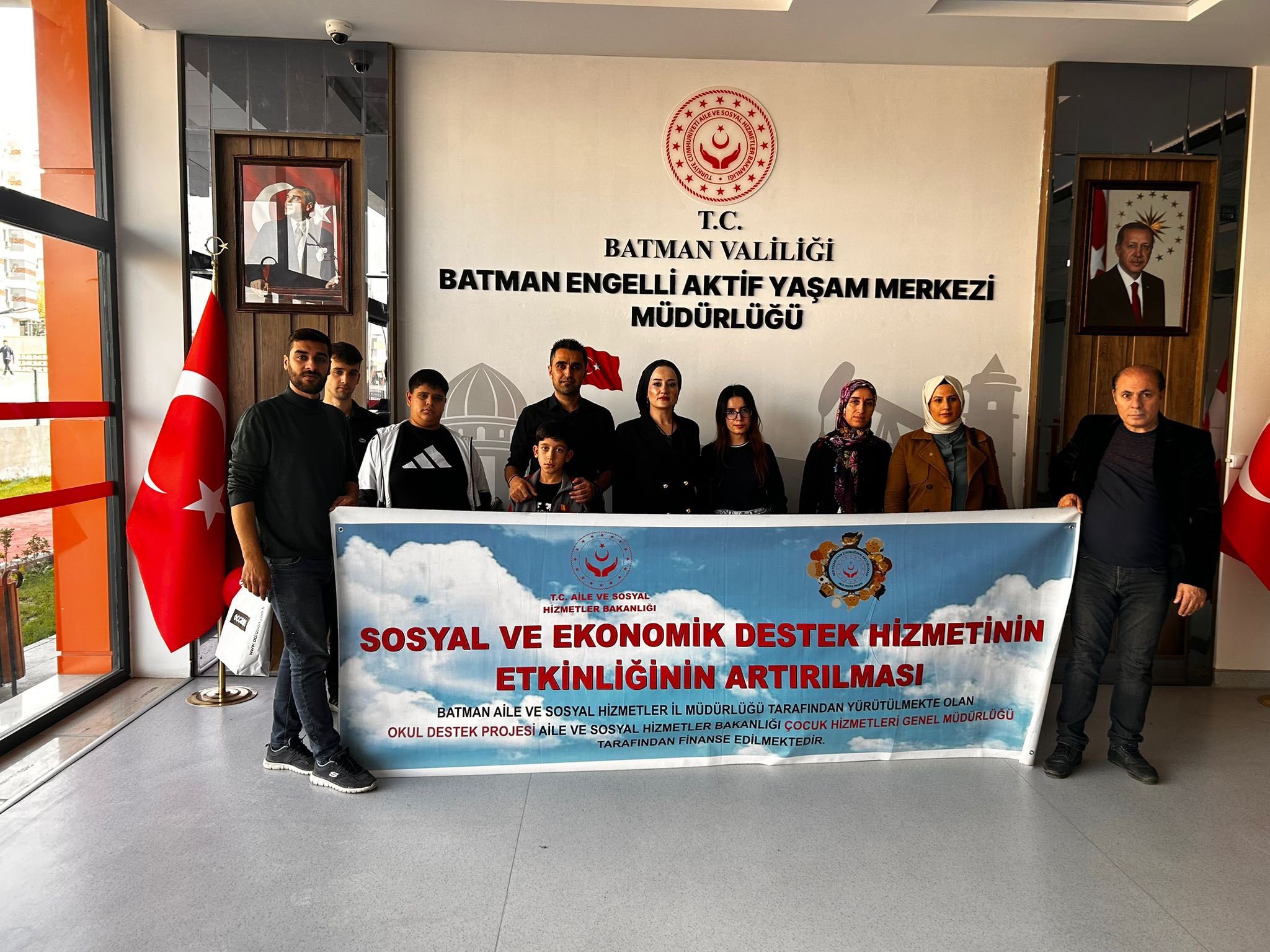 Başarılı Öğrencilere Ödül Verildi