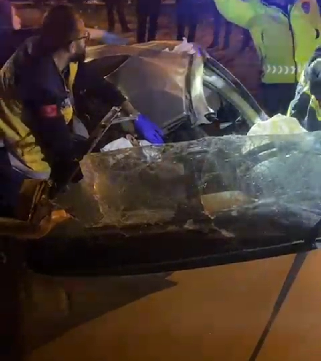 Bir Aileden Acı Haber: 2 Çocuk Hayatını Kaybetti, Baba Ağır Yaralı