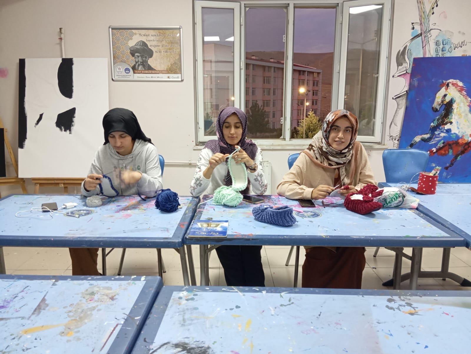 Gençler Punch’la Stres Atıyor